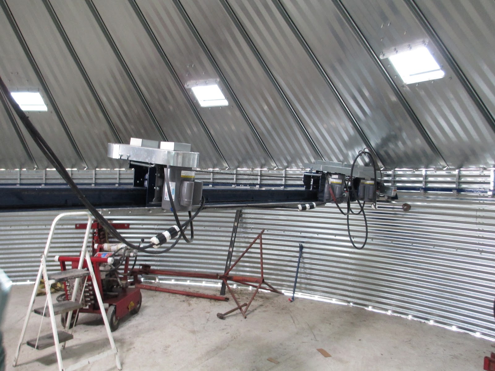 HoelscherFarms Stirator Assembly