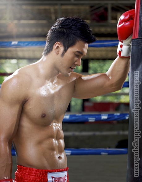 Chaiwat Thongsaeng muscles