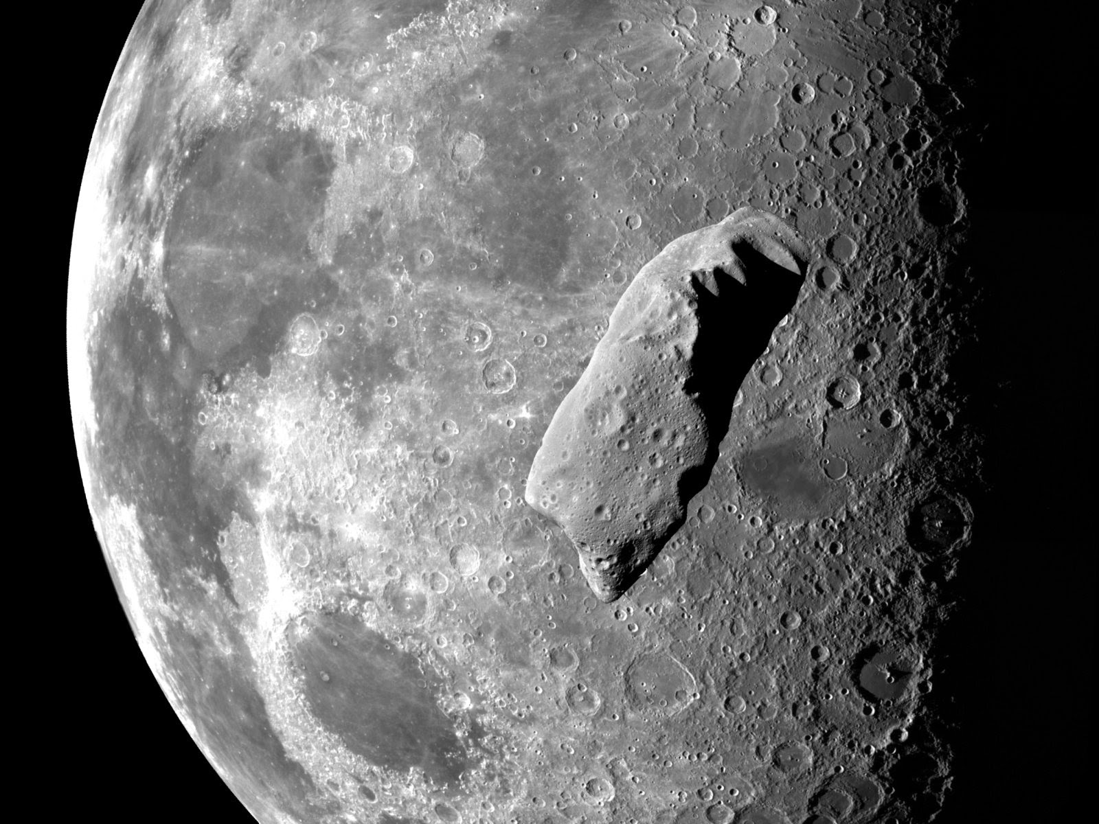 Watch Record-Breaking Meteorite Crash on Moon - Physics-Astronomy.com1600 x 1200