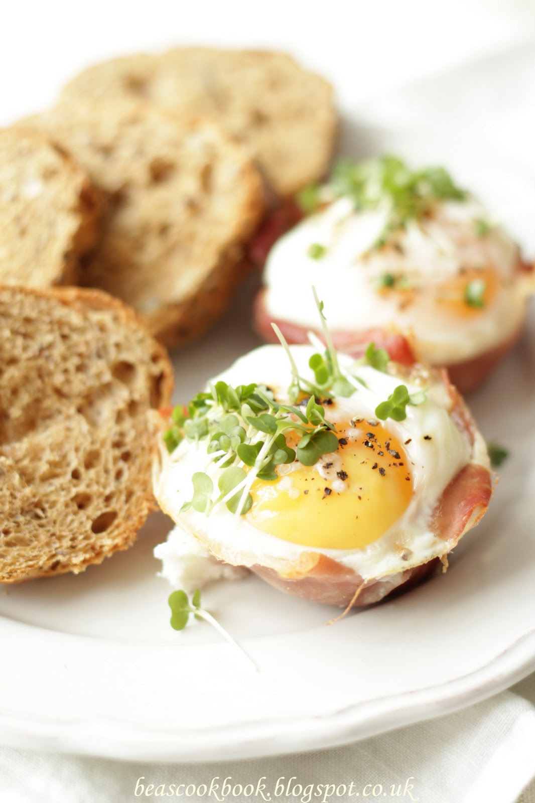 Bea's cookbook EGGS BAKED WITH PARMA HAM AND SUNDRIED TOMATOES