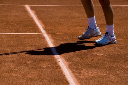 http://tinyurl.com/como-jugar-tennis