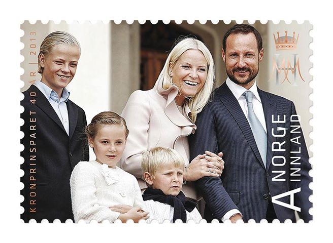 40th+birthday+stamp+for+Haakon+and+Mette+Marit.jpg
