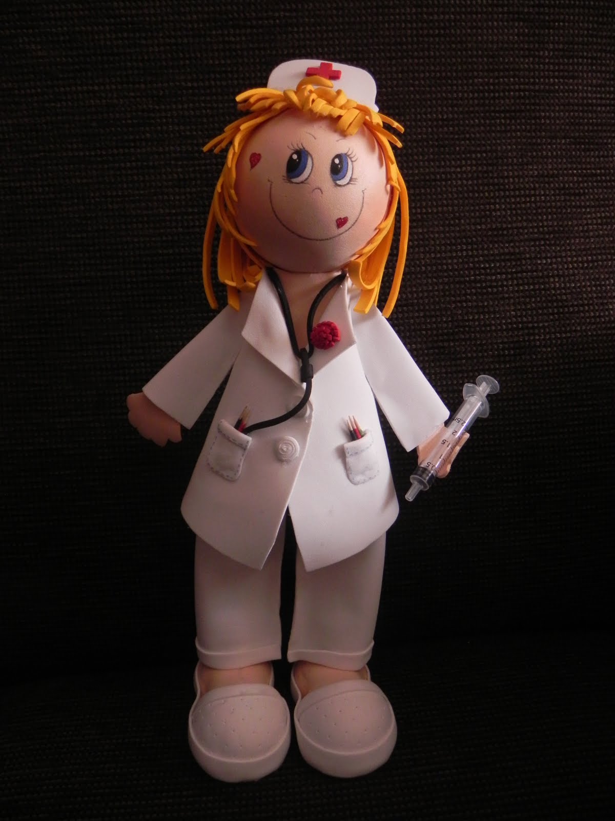 muñecas de goma eva personalizadas