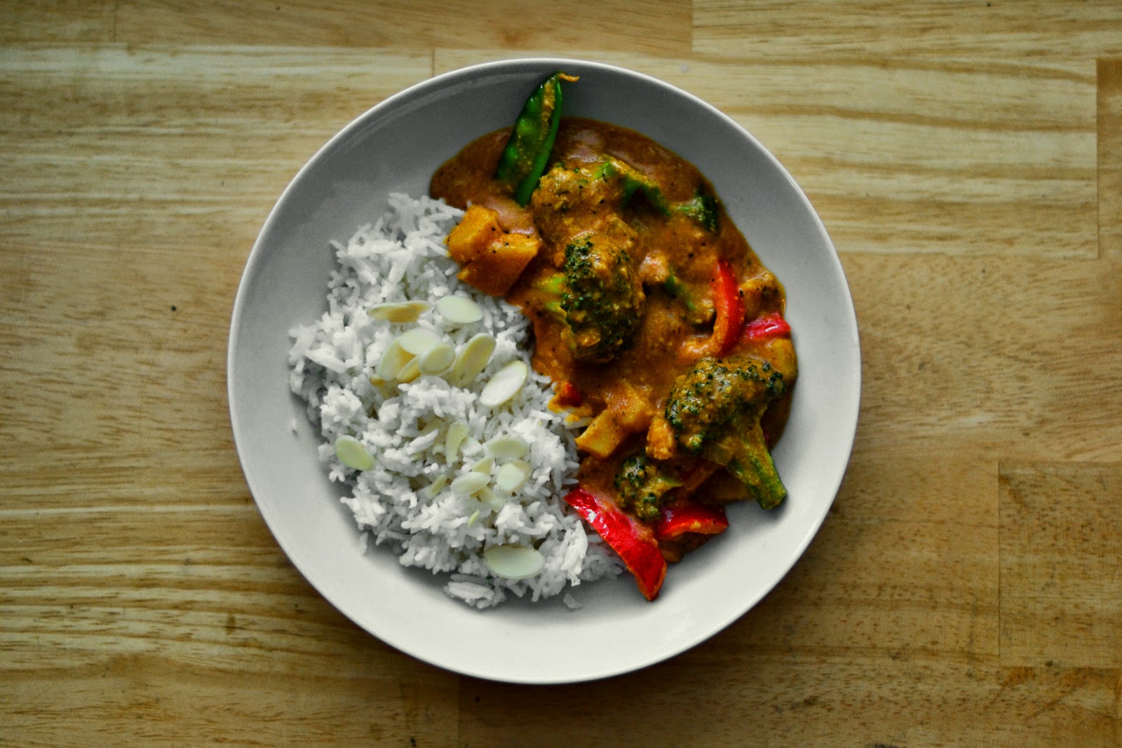 Vegan vegetable korma. the hardcore herbivore.