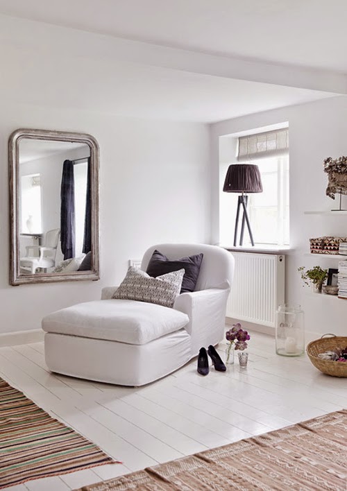 my scandinavian home: Duvet day in this calm danish bedroom?