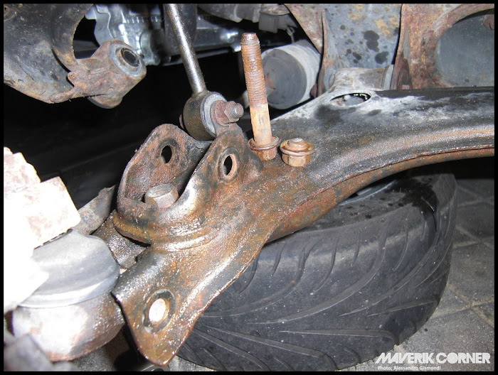 [Immagine: MX5_NA_Rebuild_Suspension_Arm007.jpg]