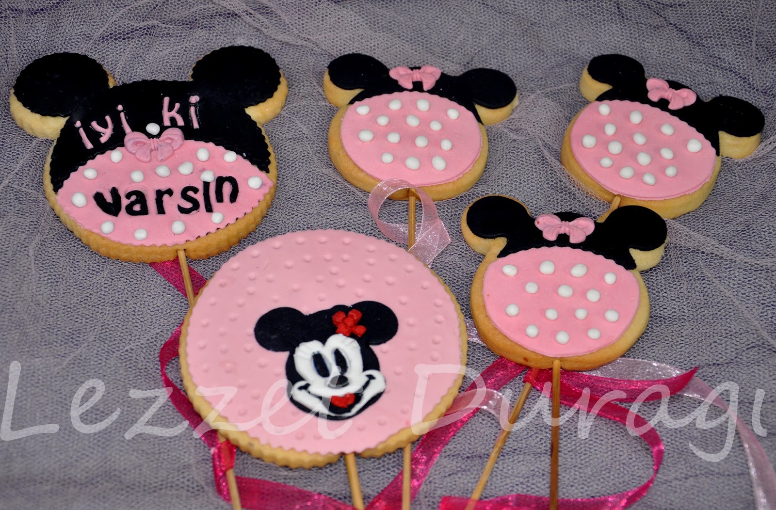 Lezzet Duragi Minnie Mouse Kurabiye