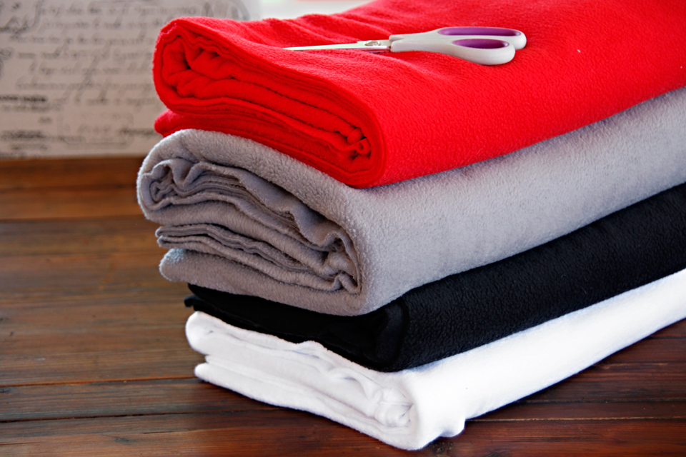 Dalmatian DIY DIY for Dogs Square Knot Fleece Tug Toy