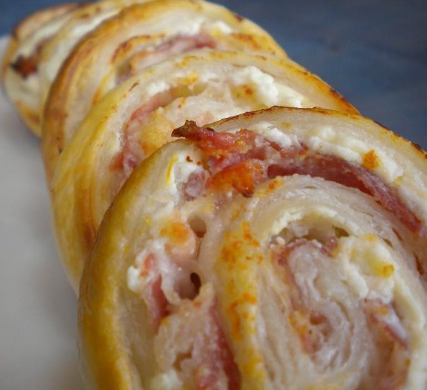 Cucinanostress "ROTOLINI DI PASTA SOGLIA con prosciutto e philadelphia"
