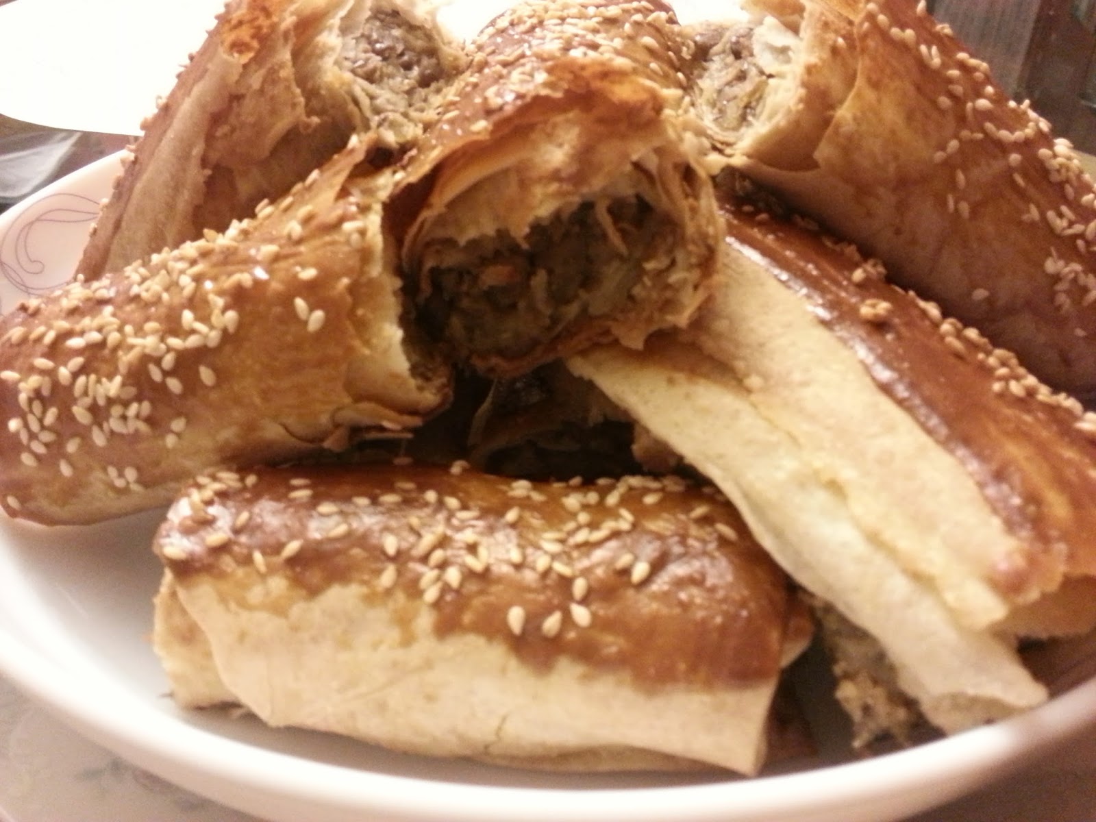 Tahinli ve mercimekli börek Yemek ne güzel