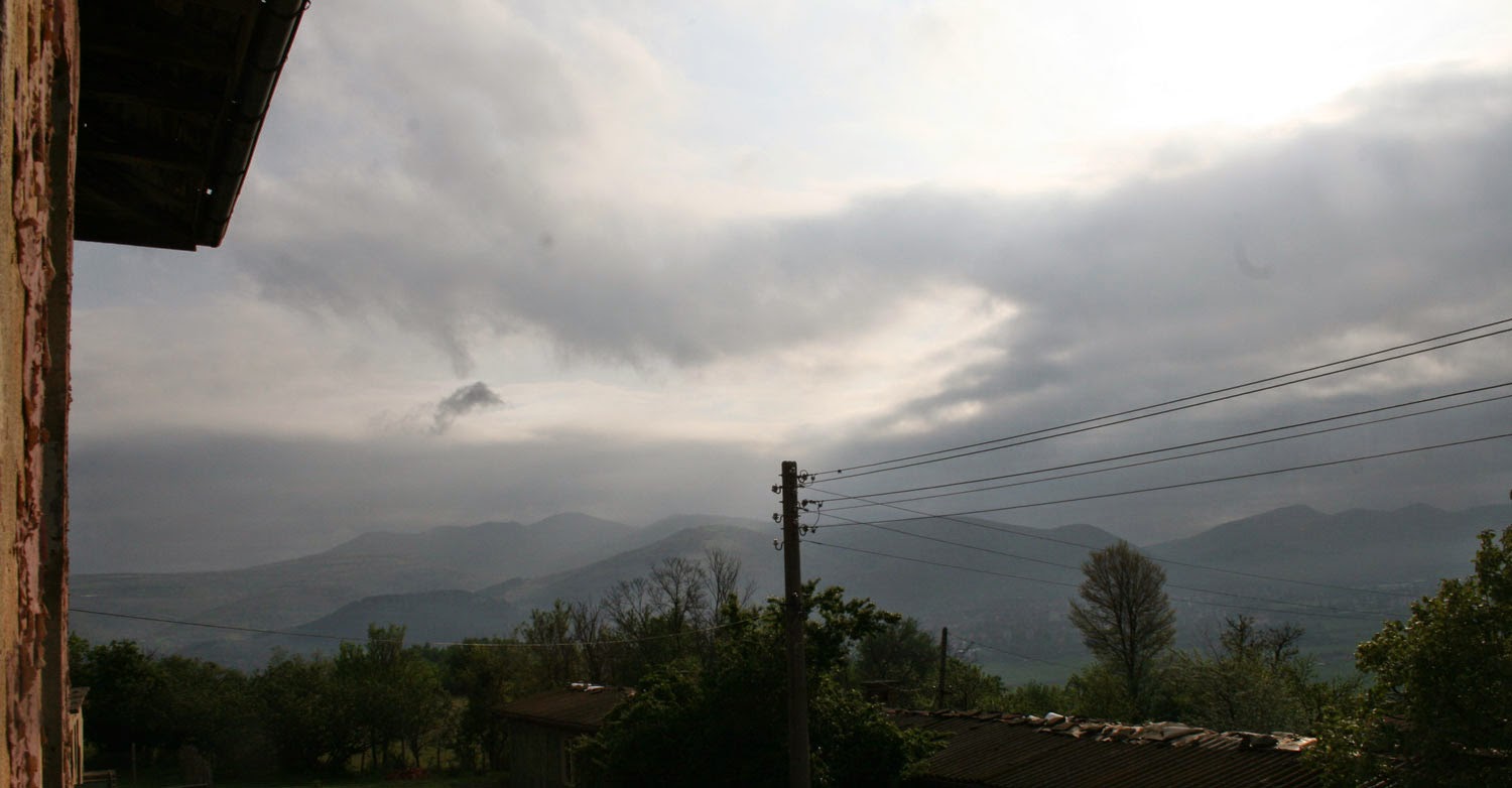 The sun is out, the mountains are back! The sun is out, the mountains are back!