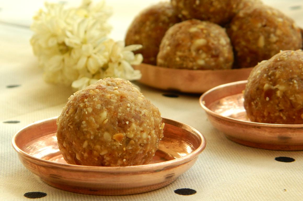 Dates Peanuts Laddu Guilt Free & Sugar Free Recipe Blend with Spices