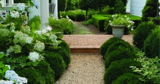 TROVE INTERIORS: Gardens - Green and White