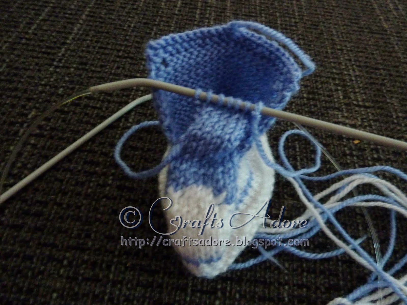 CraftsAdore: Knitted Baby Boy Converse Booties