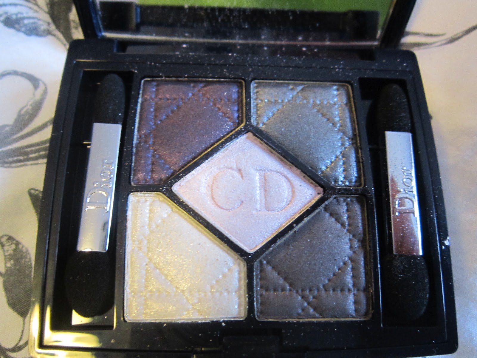 My Makeup Issues Christian Dior 004 Mystic Smokys 5 Couture Colour