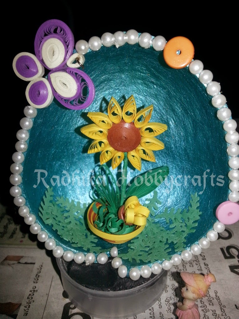 Hobby Crafts ) Quilled flower pot in Coconut shell / Coconut shell