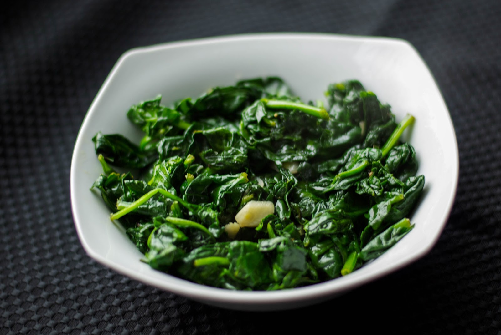 Sauteed Fresh Spinach and Garlic