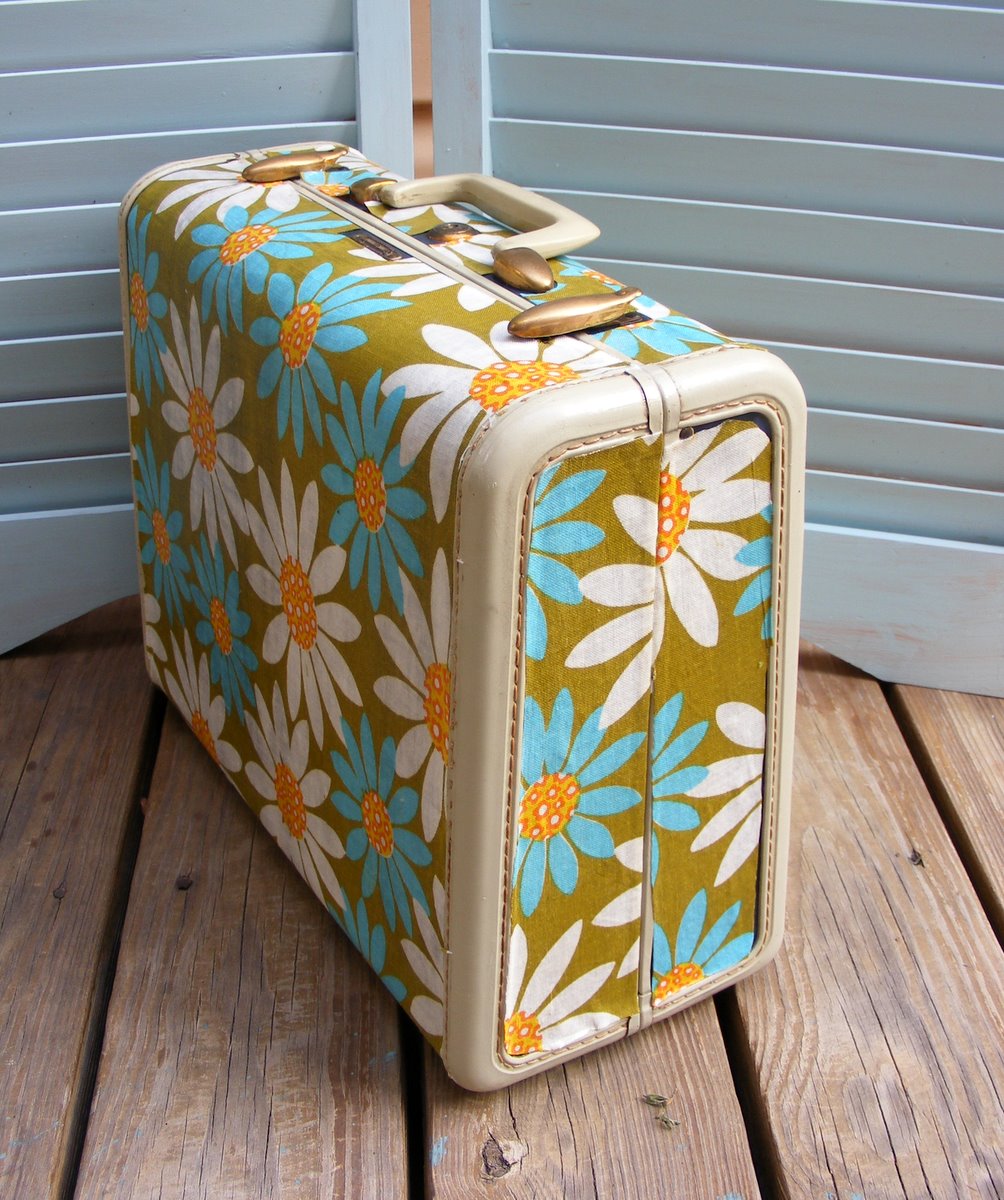 Sew Can Do Quilted Cupcake's Mod Podge Suitcase Project