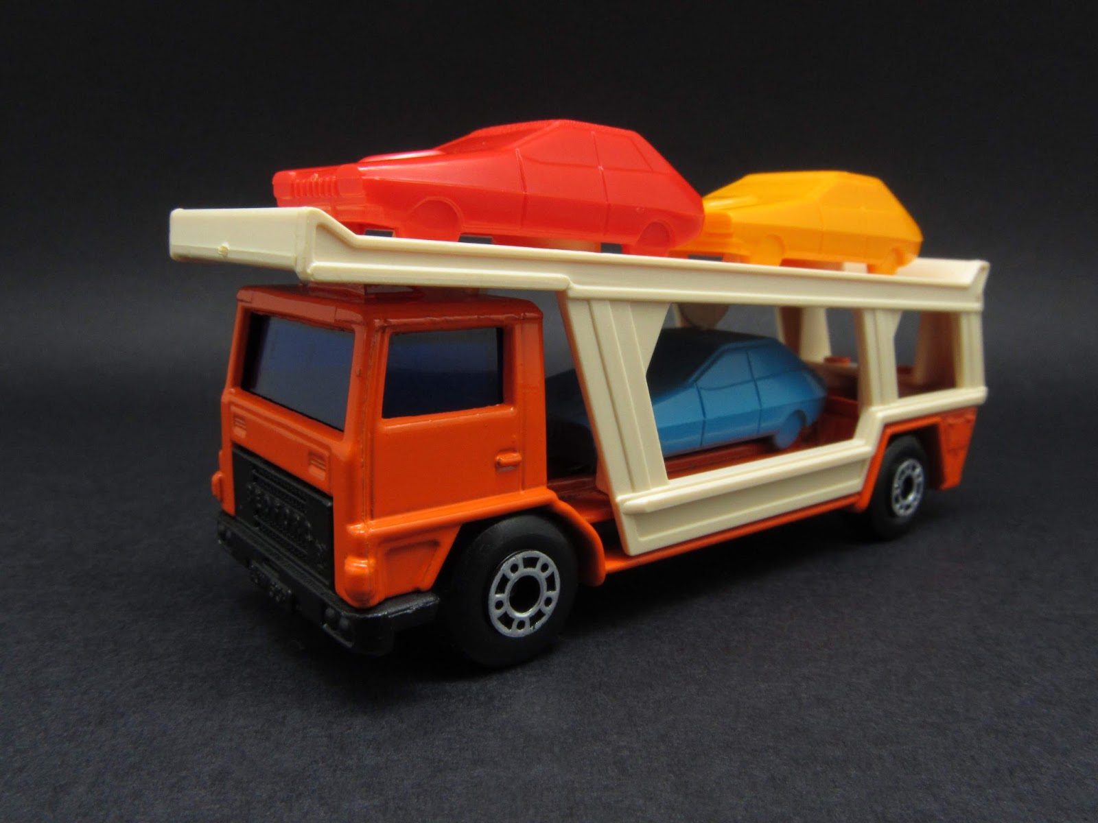 matchbox no 11 car transporter 1976