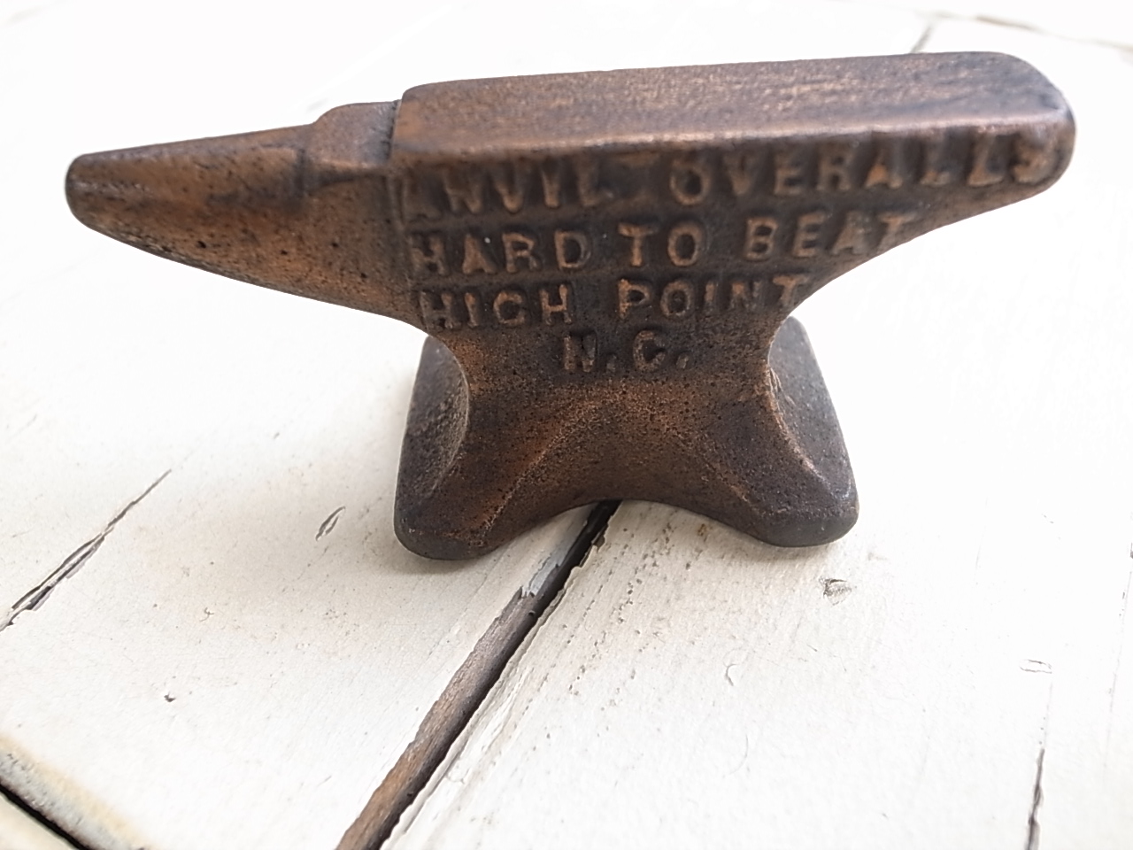 ボタンワークス Anvil Brand 4