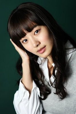 foto Yoon So-Yi foto Yoon So-Yi