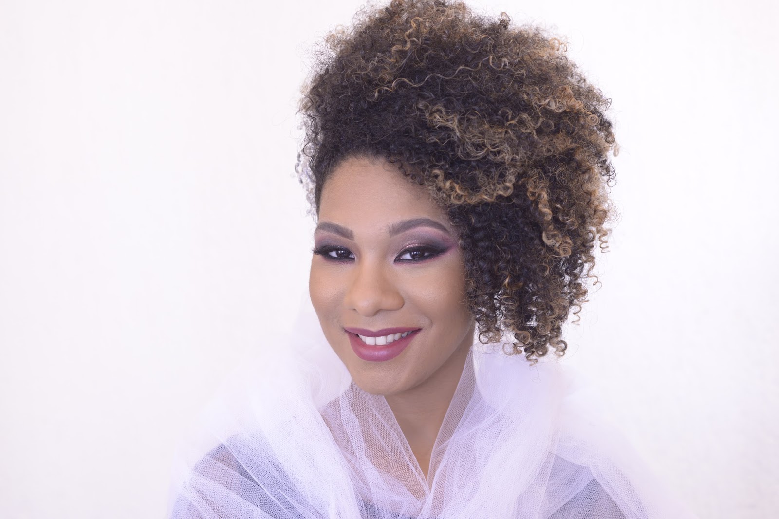 Catlen Guerra Paleta de bases RCMA VK11 Primeira resenha em Português