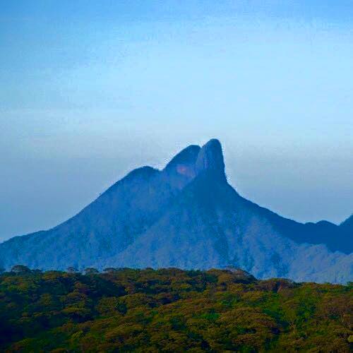 Gunung Daik Becabang 3 Yg Femes Dalam Pantun Melayu Di Temukan Di Pulau Lingga Isu Semasa Semasa Forum Cari Infonet
