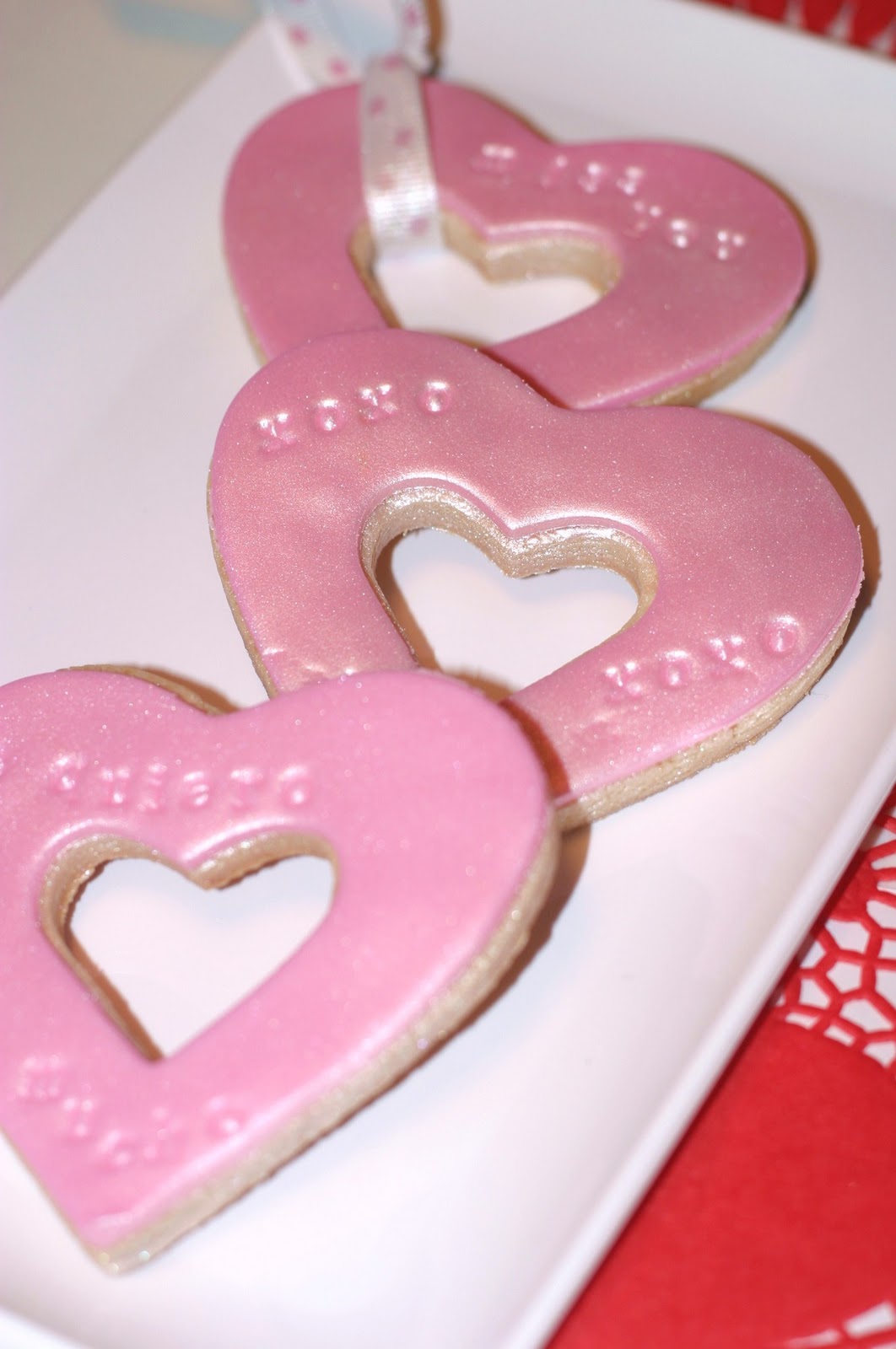Pink Little Cake Fondant Stamped Heart Cookies