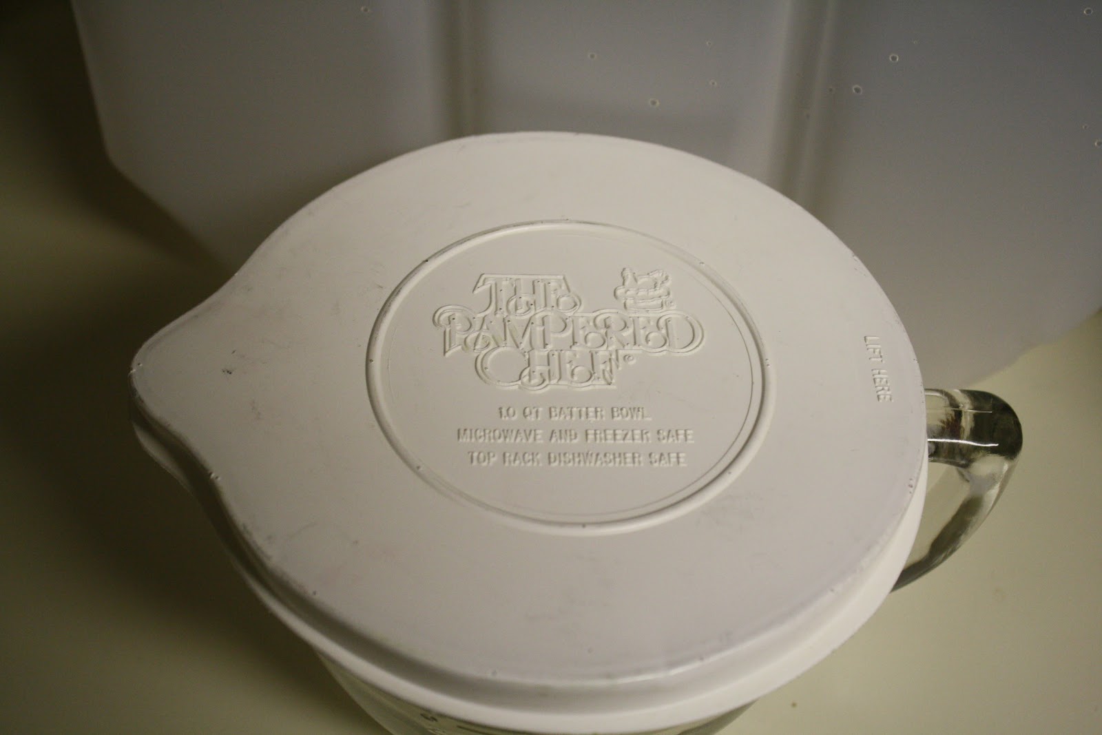 Striving For Simplicity Pampered Chef Small Batter Bowl With Lid