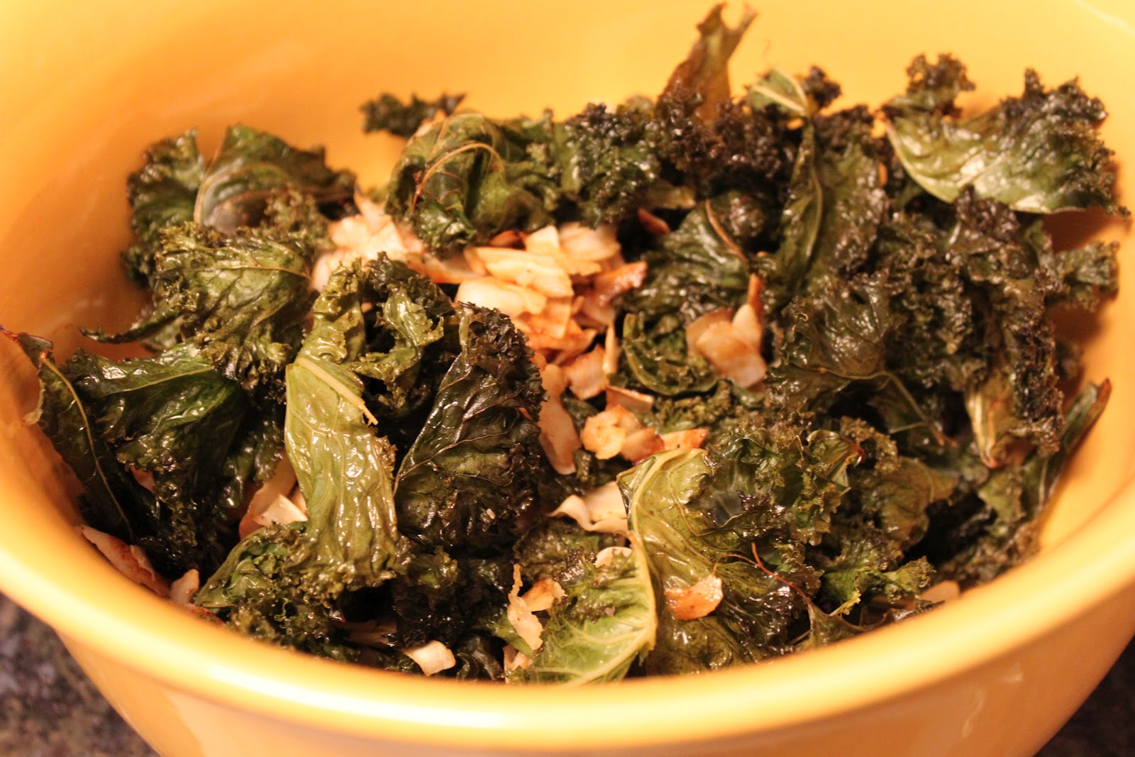 Megsiemay Makes Toasted Kale & Coconut Chips
