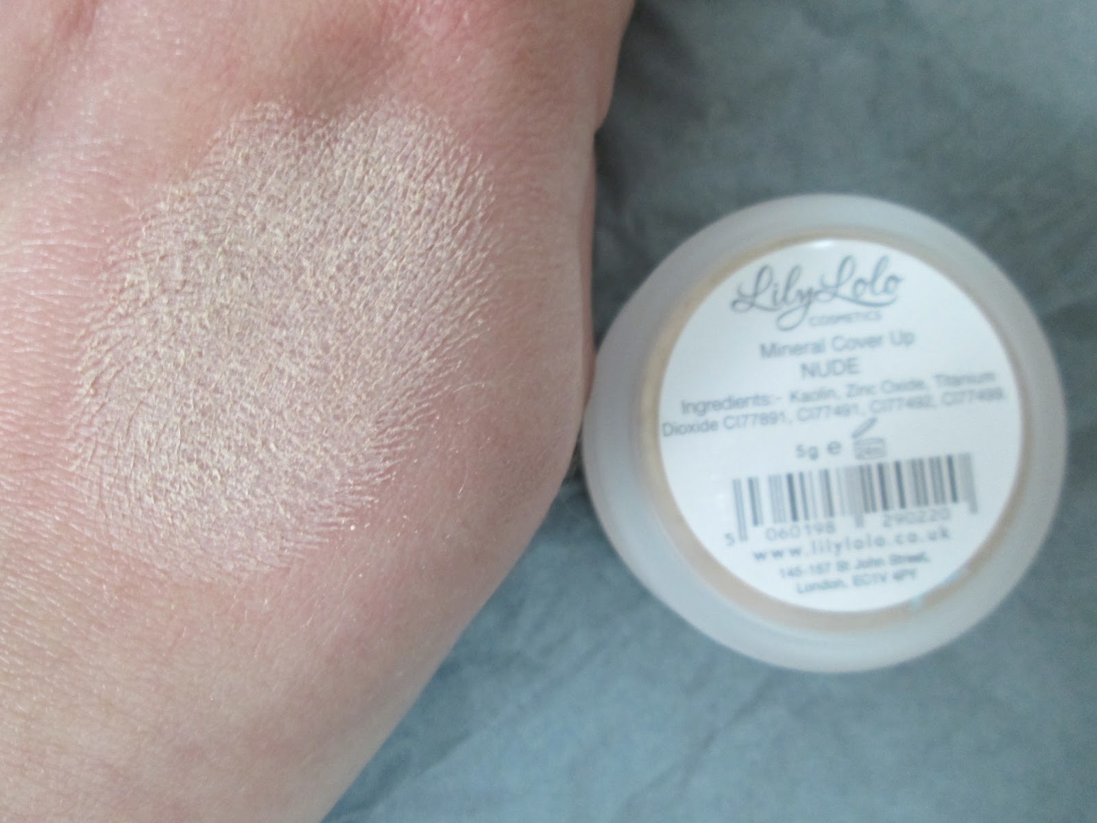 Mineral Makeup "Lily Lolo Cosmetics" Perlica BioCosmetics