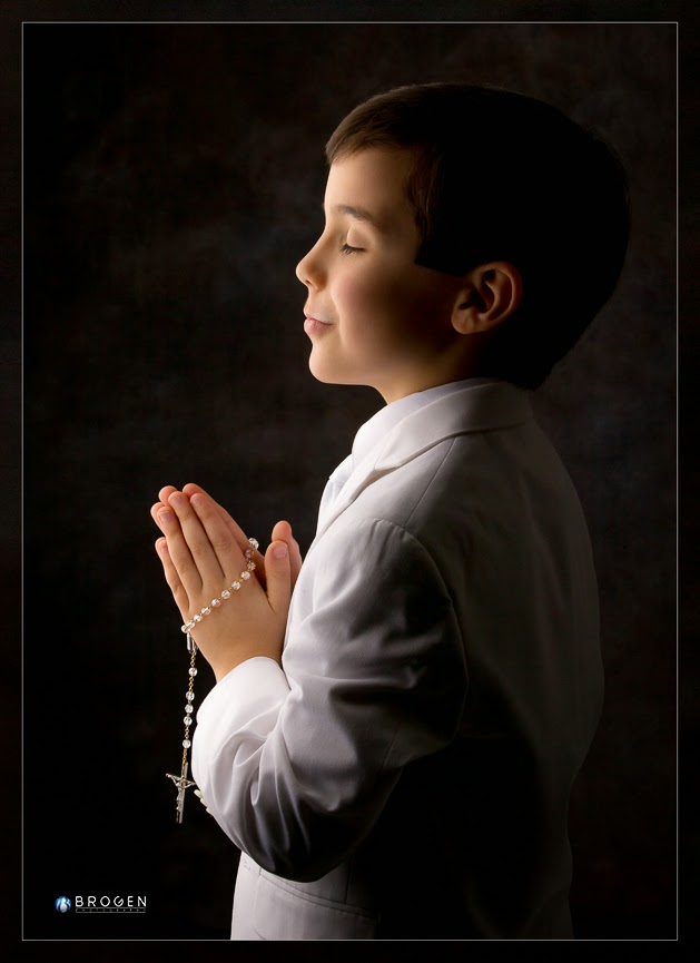First Communion Portraits, Holy First Communion Portraits, Child Portraits, Senior Portraits, Executive Portraits, Family Portraits