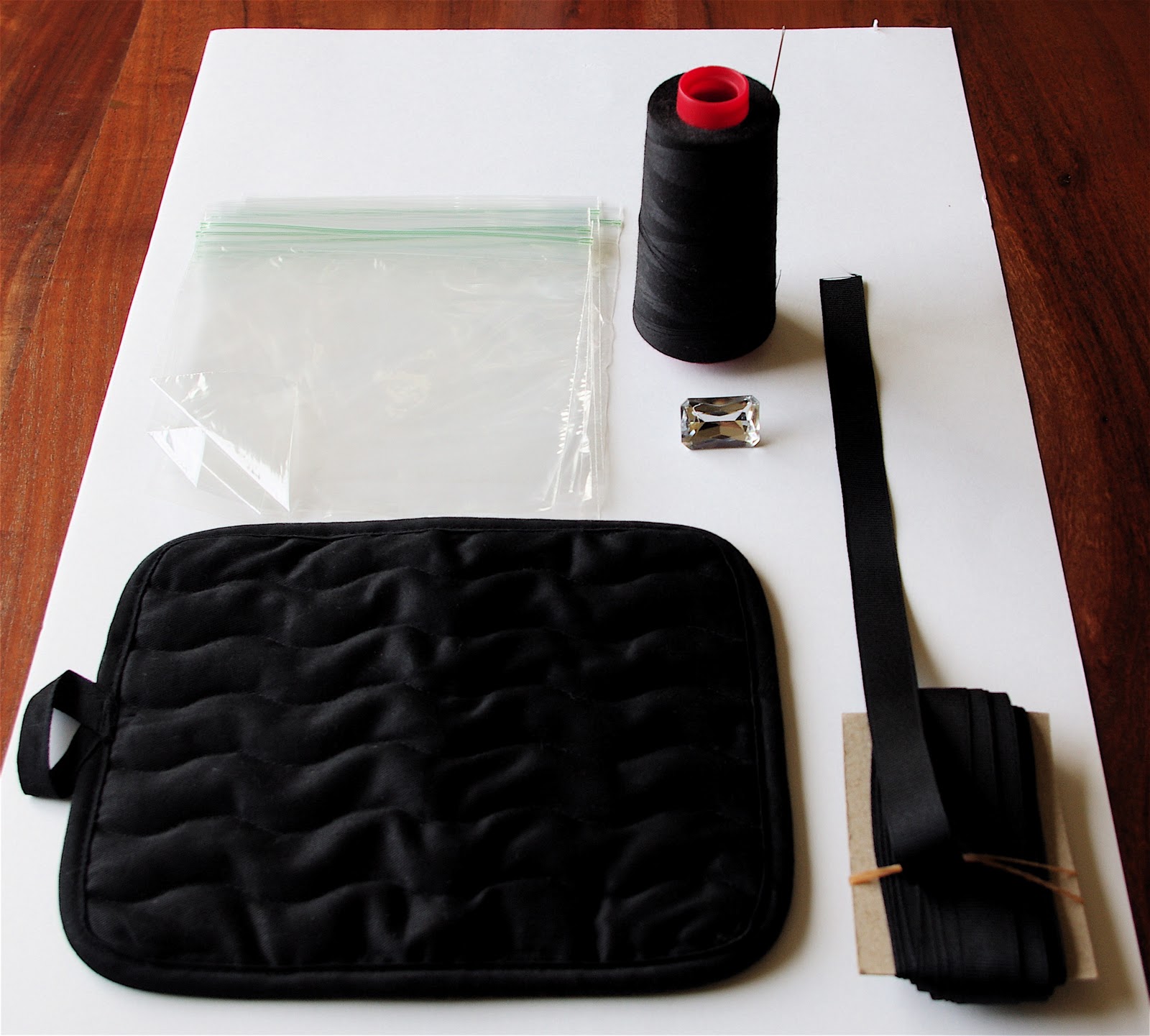 Creative "Try"als Pot Holder Organizer For Your Purse Tutorial