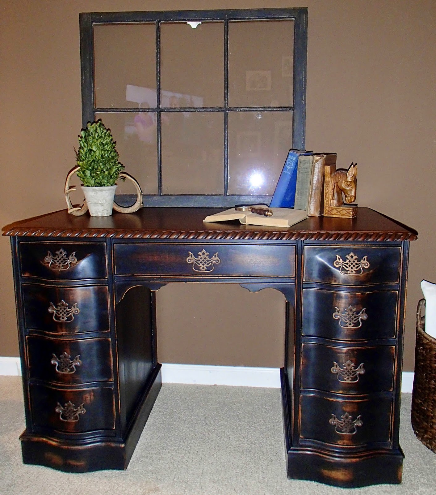 New Again Little Black Desk