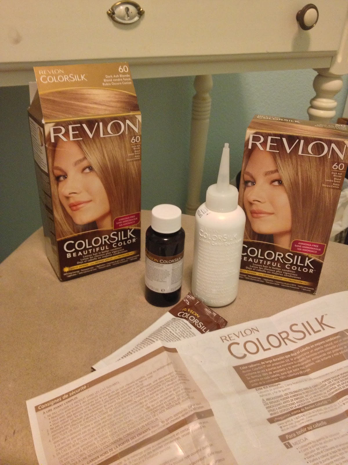 Super Nova Portal: "BLONDE DYE ON BROWN/BLACK HAIR" Revlon ColorSilk
