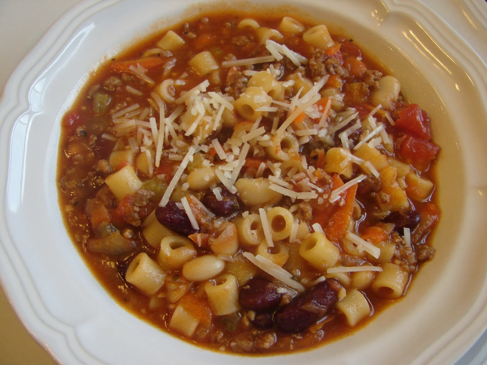 A Bear in the Kitchen Pasta e Fagioli Soup (Olive Garden Copy Cat)