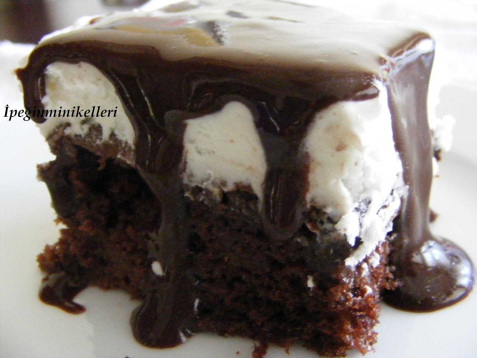 İpeğinminikelleri Ağlayan kek (Ağlayan pasta)