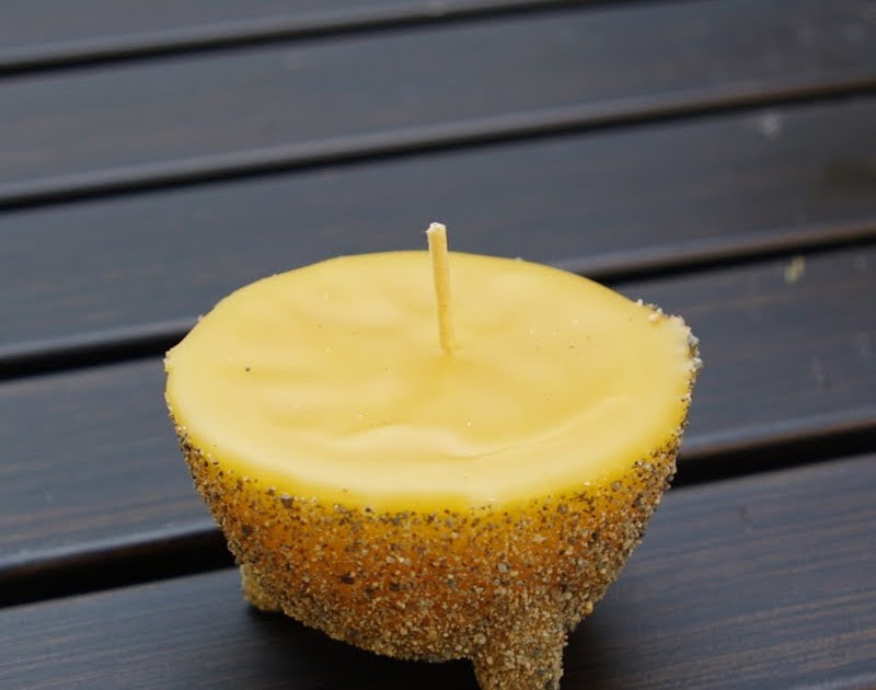 passengers on a little spaceship making sand candles