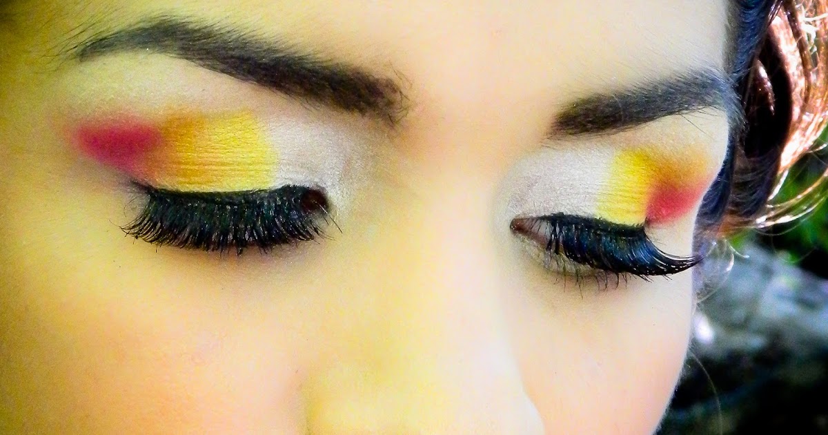 TiffanyAprilM Fall makeup look candy corn eyes and bold lips