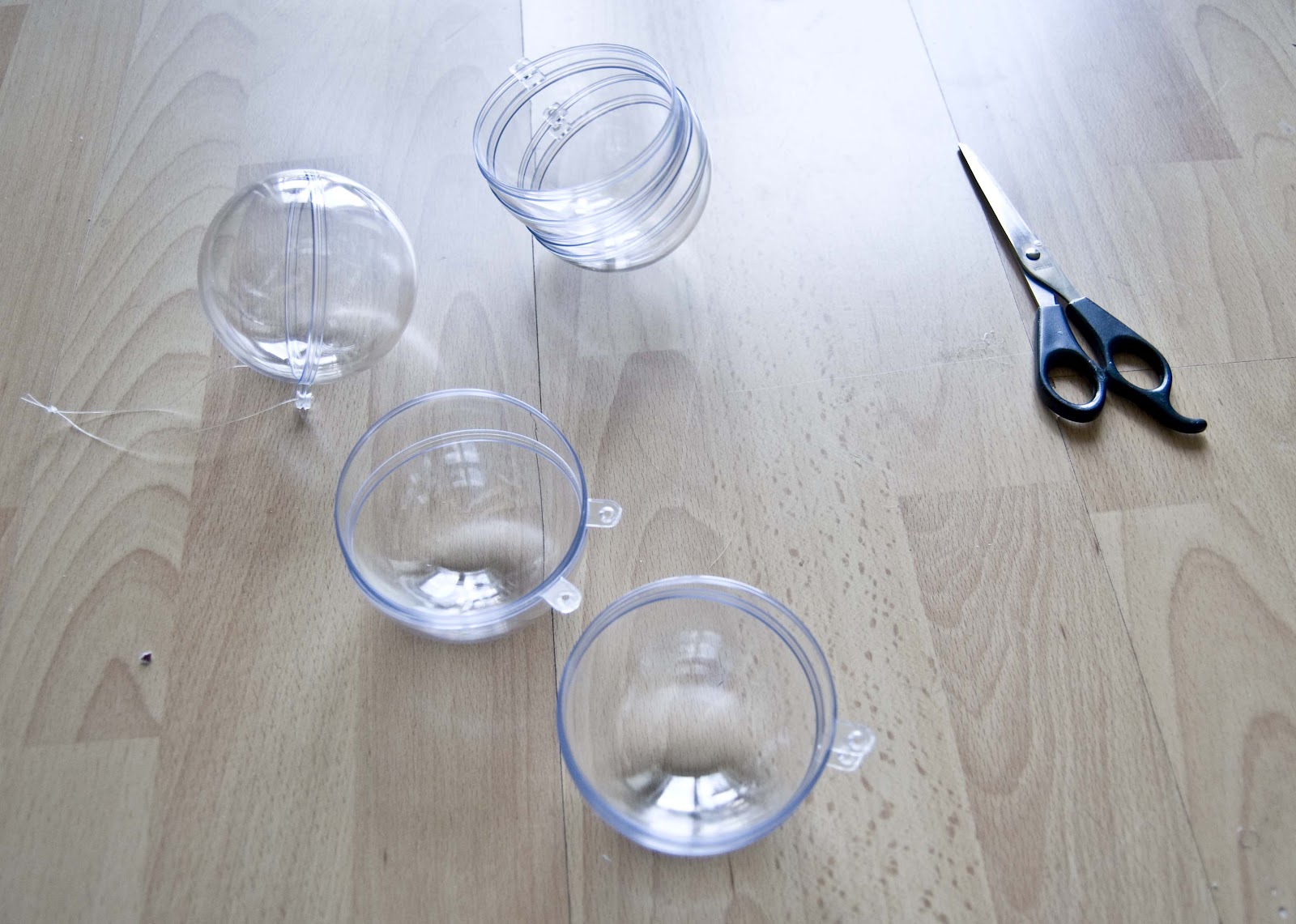 DIY bubble chandelier from IKEA Lampshade!