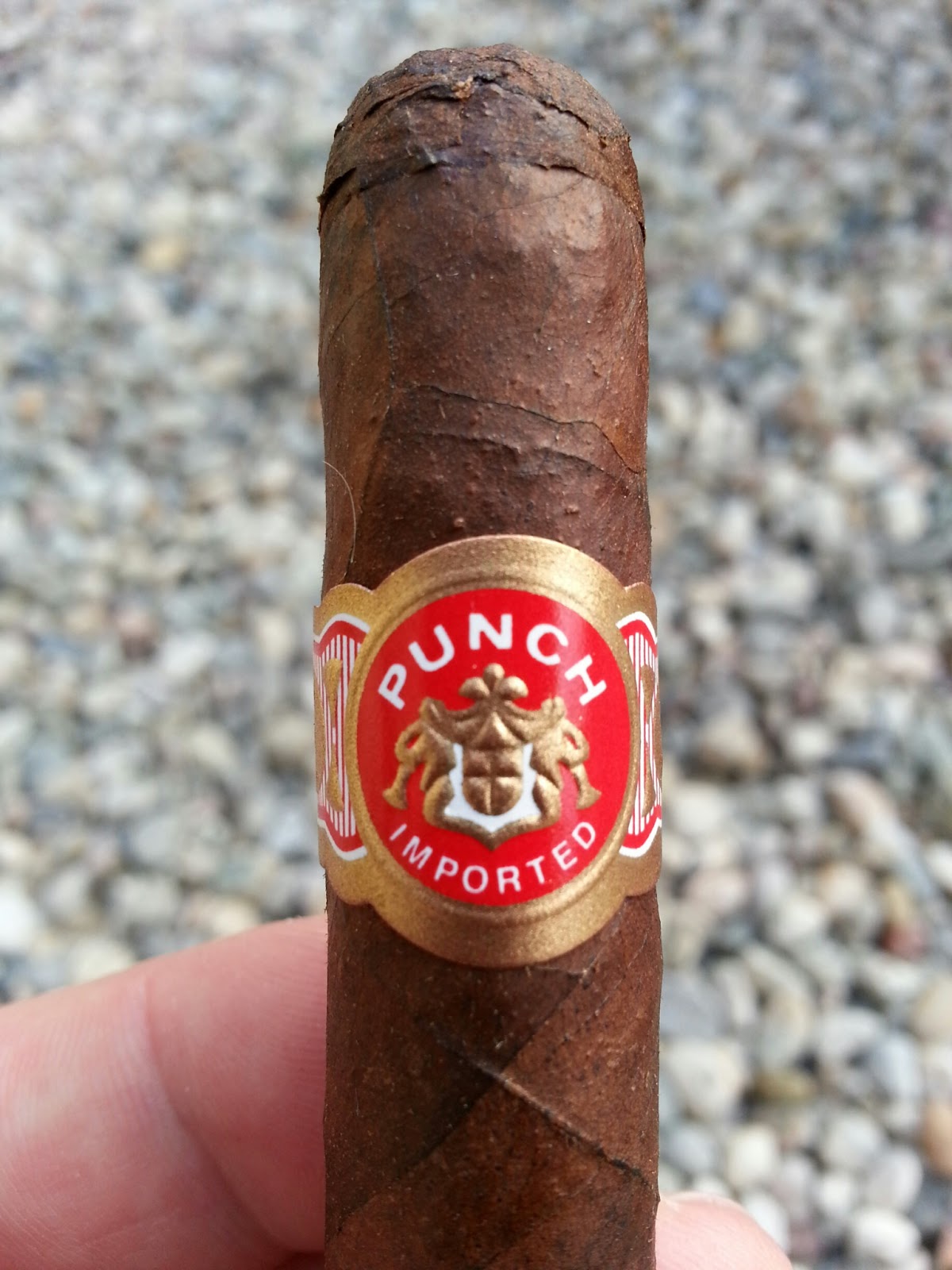 Cigar Review Canada Punch London Club Maduro, Petit corona