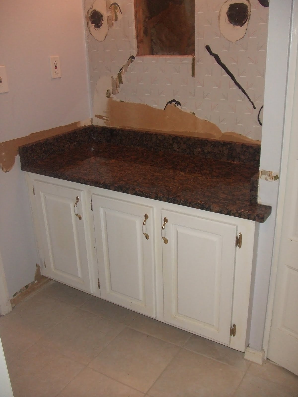 Best kitchen cabinet brands Granite Bathroom Countertops with White Cabinets