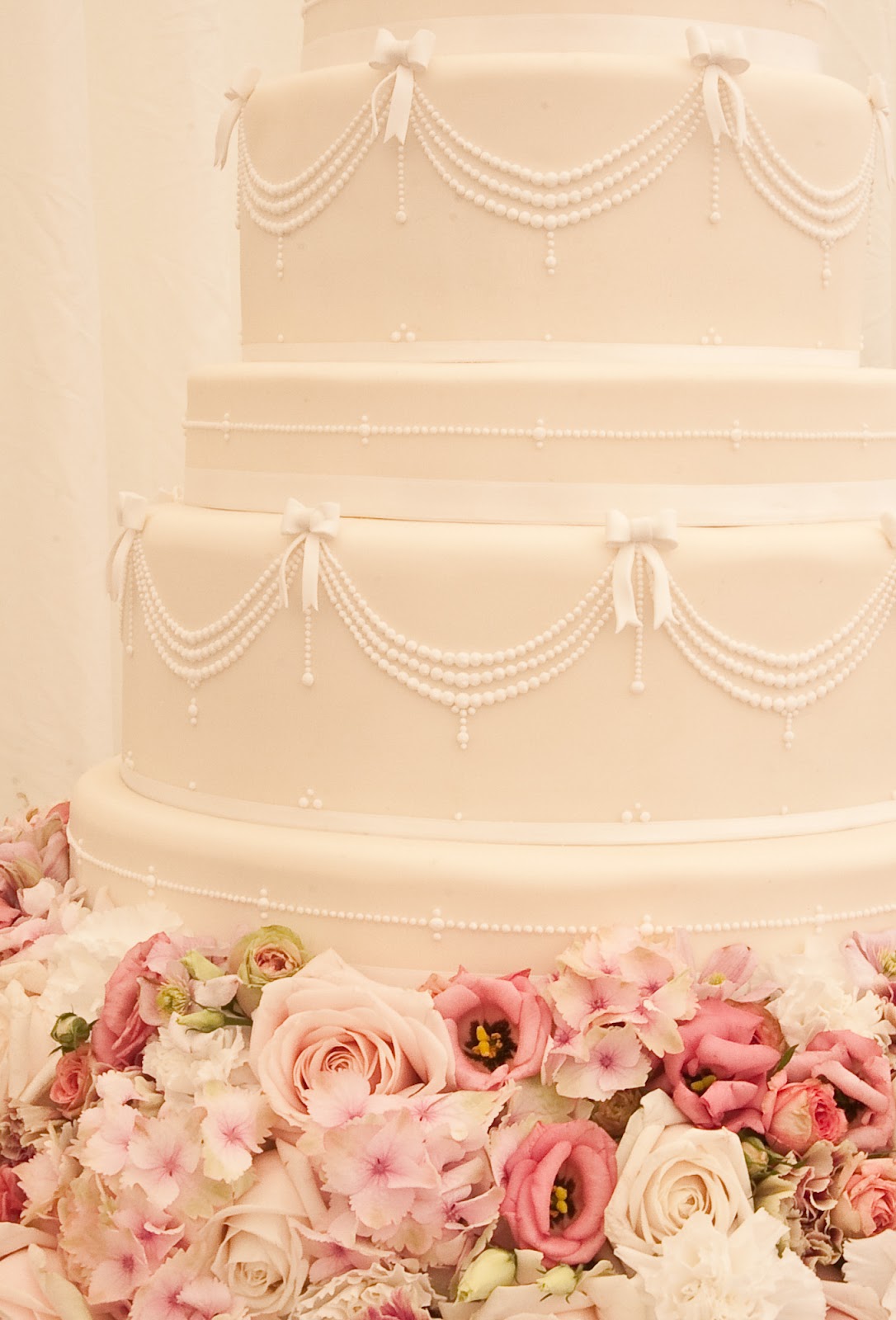 Life is What You Bake it! Wadenhoe Wedding