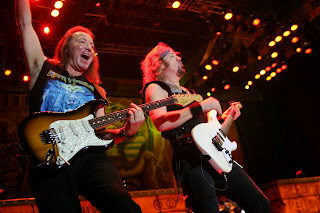 Adrian Smith dan Dave Murray - Iron Maiden Adrian Smith dan Dave Murray - Iron Maiden
