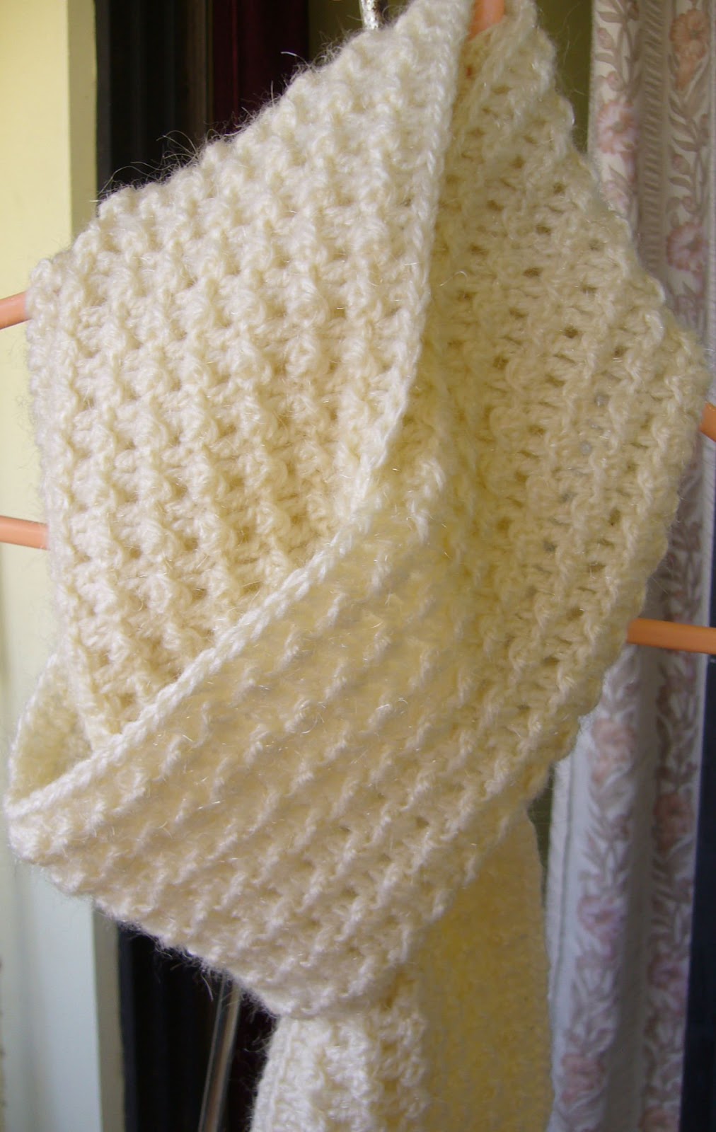 Crochetkari Crochet Textured Scarf