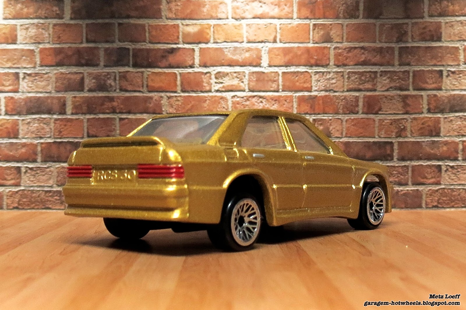 hot wheels mercedes 2.6