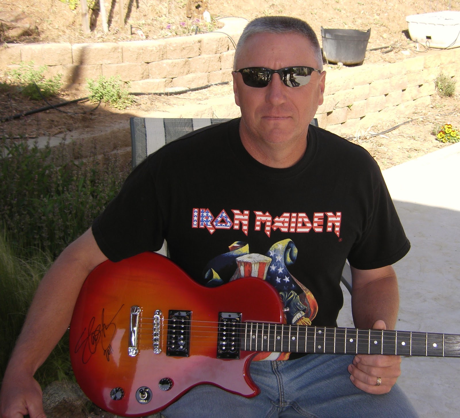 Guitars Not Guns