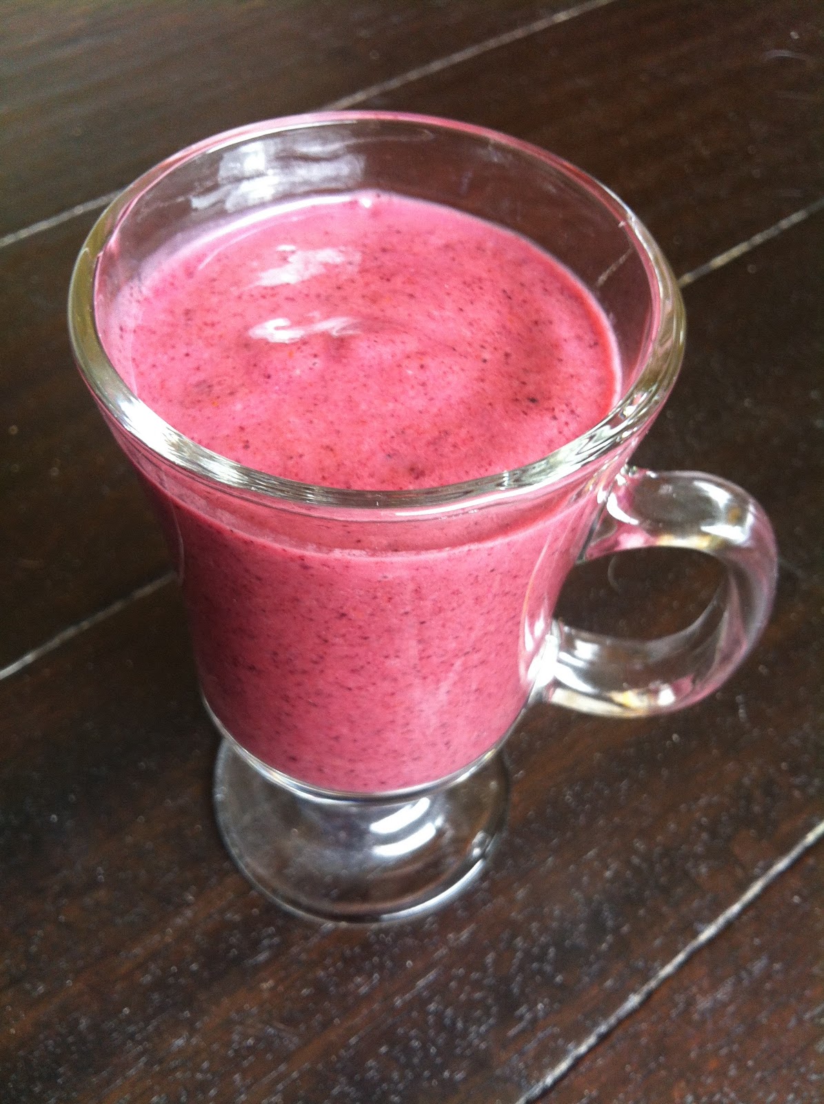 East Meets West Veg Blueberry Banana Avocado Smoothie