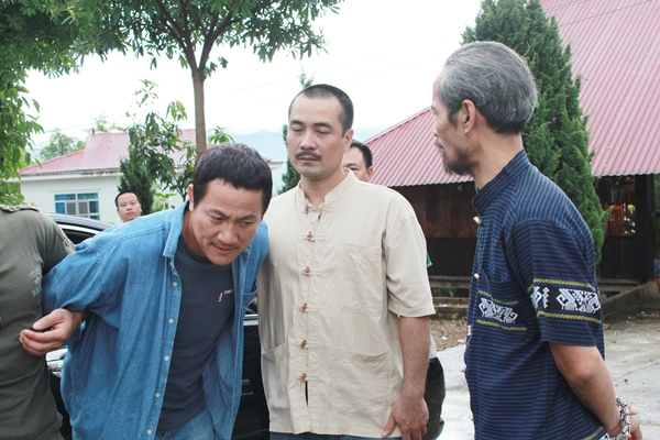 bi mat tam giac vang