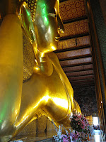 wat pho budha statue